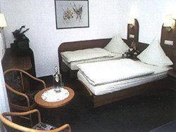 Hotel zur Eisenbahn - 0