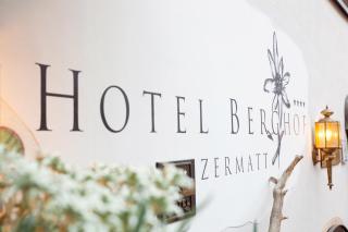 Hotel Berghof - Zermatt - 9