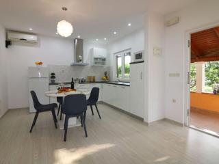 Holiday Homes in Porec - Istrien 10234 - Poreč - 2