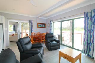 Beachfront 6, 25 Willow Street - Crescent Head - 1