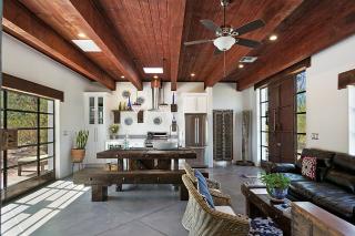 La Casa que Canta - Tucson - 1