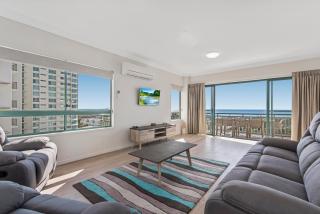 Sunshine Towers Boutique Apartments - 8