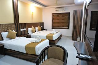 Hotel Kochi Crown - Cochin - 8