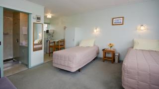 Owaka Lodge Motel - Owaka - 5