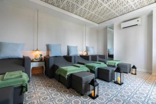 Au Lac Charner Hotel - 1