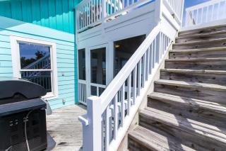 Luv Shack - 9