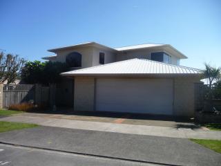 49 on Jans Beach Break - Oakura - 9