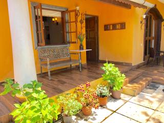 The Bungalows Light House, Goa by Leisure Hotels - 700 Metres from Sinquerium Beach - Candolim - 8