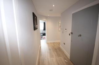 Holden Court Apartment - Apt 1 - West Drayton - 6