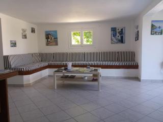Bizas Rooms & Studios - Parikia - 7