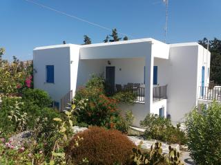 Bizas Rooms & Studios - Parikia - 8
