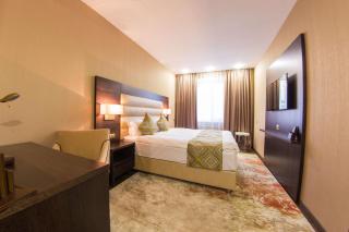 Best Western Plus Astana Hotel - Astana - 1