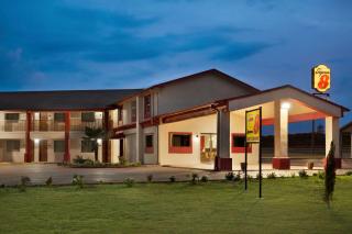 Super 8 by Wyndham Corsicana - Corsicana - 2