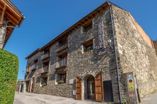 Aparthotel les Corts - Llivia - 0