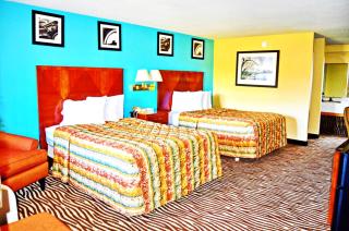 Flagship Inn & Suites - Groton - 3