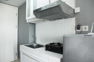 Modern and Comfortable Studio Apartment Springlake Summarecon near Summarecon By Travelio - Bekasi - 8