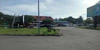 The Upper Deck Hotel - 2