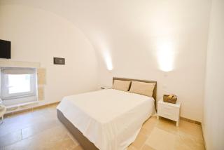 Scirocco Apartment with terrace by Wonderful Italy - 1
