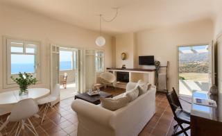 Villa Itis Luxury Suite with Balcony, Panoramic View & Jacuzzi - Neapolis - 8