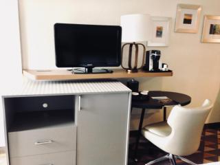Holiday Inn & Suites Pittsfield-Berkshires by IHG - Pittsfield - 8