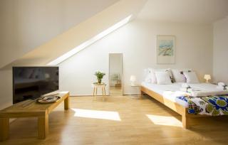 West Coast luxury apartment - 4