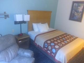 Super 8 by Wyndham Baxter/Brainerd Area - Baxter - 6