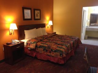 Executive Inn - Dayton - 8