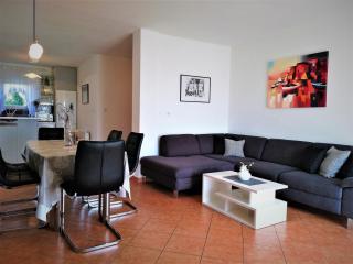 Apartments & Rooms Milena - Vodice - 1