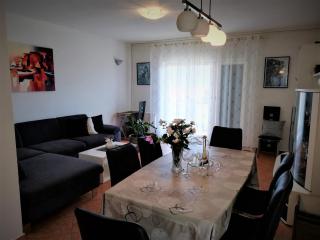 Apartments & Rooms Milena - Vodice - 3