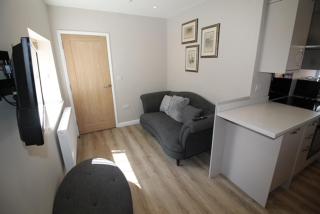 Number 18 Apartments - Exeter - 6