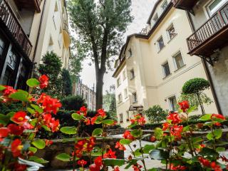 Elegant Apartments - 2