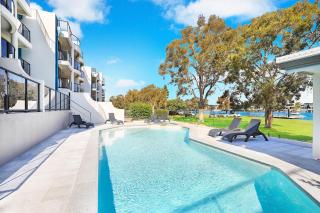 Spinnaker Quays - 8