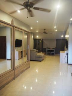 Beautiful 3 Bedroom Garden Villa - Chalong - 8