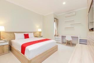 RedDoorz Premium near Ragunan Zoo 2 - Jakarta - 0