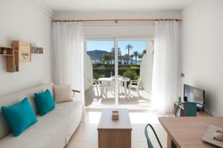 Apartamento a pie de playa, climatizado y parking - Roses - 0