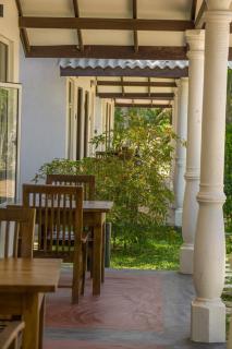 Luna Beach Hotel - Nilaveli - 4