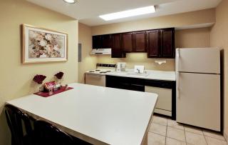 Hawthorn Extended Stay by Wyndham Dayton - Dayton - 1