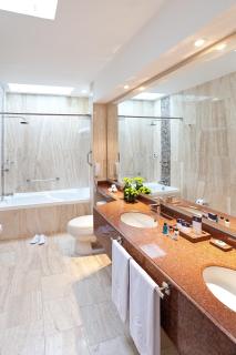 Hotel Windsor House Inn By GEH Suites - Bogotá - 8