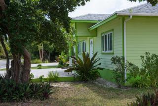 Sir Charles Guest House - 4