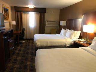 Holiday Inn Express Corning by IHG - Corning - 9