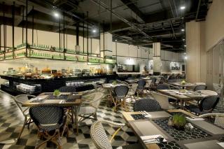 The Zuri Hotel Palembang - Palembang - 4