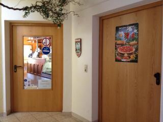 StadtCafé Pension - Grünstadt - 2