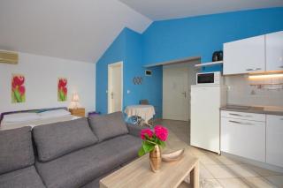 Apartments by the sea Pisak, Omis - 7520 - 4
