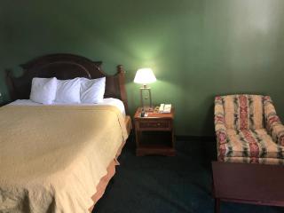 Travelers inn - Bethania Station - 8