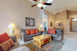 Tuscan Dream - Davenport - 0