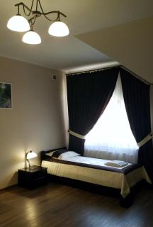 Hotel Central Park - Velyikyy Bychkiv - 5