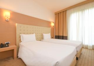 TH Lazise - Hotel Parchi Del Garda - Lazise - 4