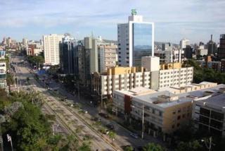 Suítes e Quartos na Avenida Carlos Gomes - Porto Alegre - 2