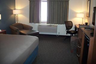 AmericInn by Wyndham Beulah - 3