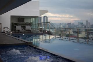 One Central Hotel & Suites - Città di Cebu - 9